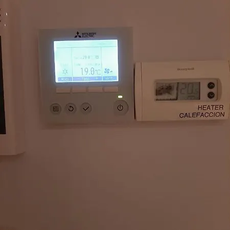 Centre. Simply Charming